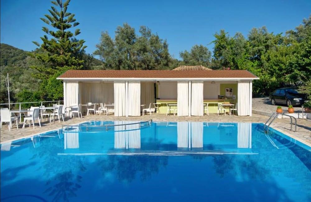 Vliho Bay Suites & Apartments Yénion Zewnętrze zdjęcie